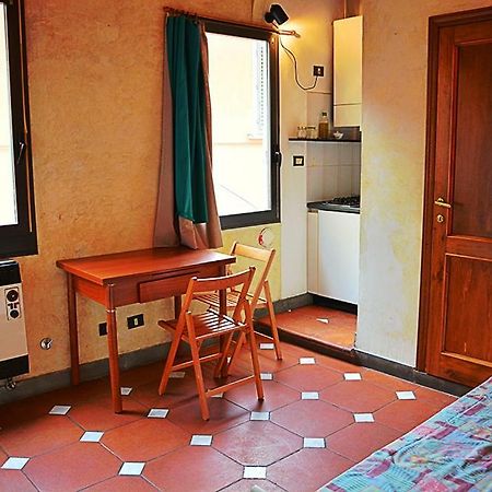Alessandro'S Small Apartment فلورنس المظهر الخارجي الصورة